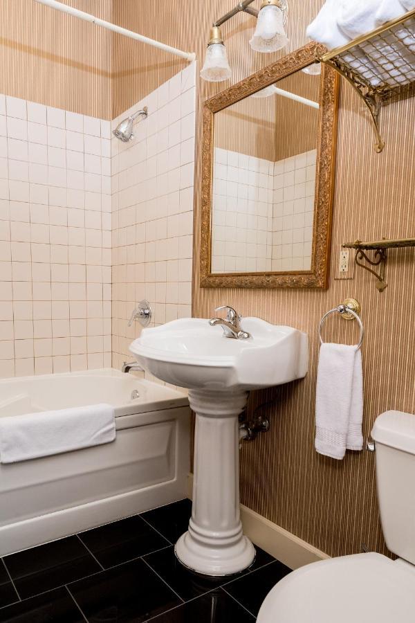 The Bishop Hotel Port Townsend Bagian luar foto